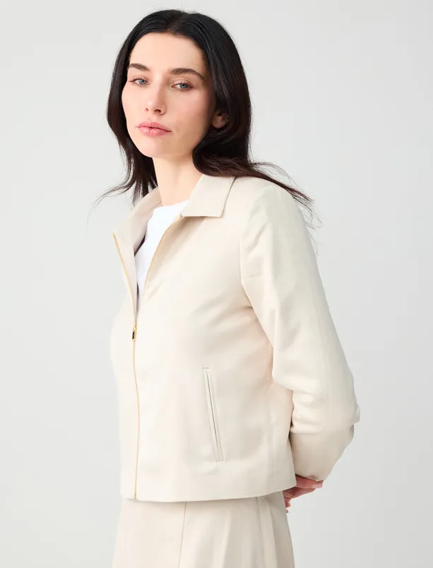 Bayan Bej Gömlek Yaka Fermuar Detaylı Cepli Dokuma Ceket