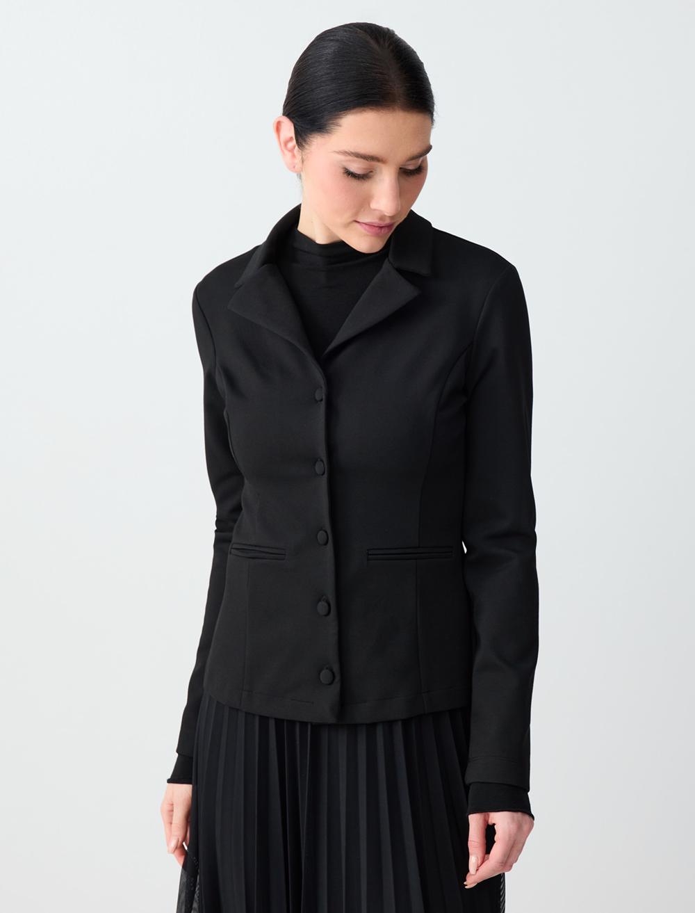 Dar Kesim Düğme Detaylı Örme Ceket