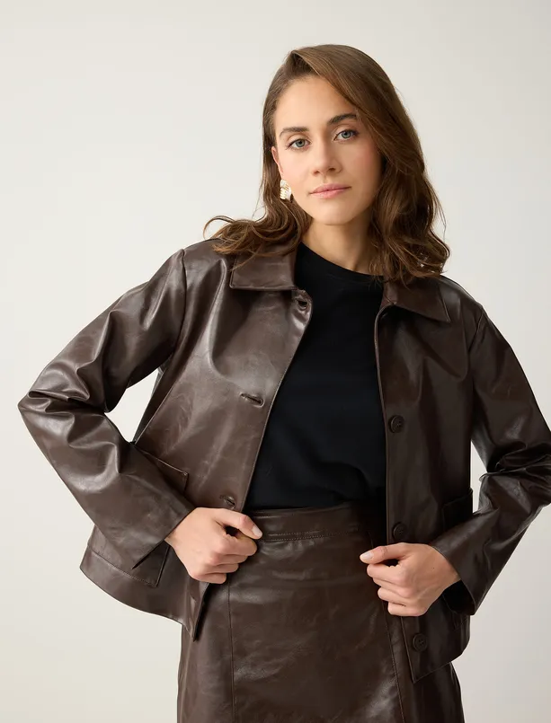 Bayan  Rahat Kesim Deri Görünümlü Cep Detaylı Ceket