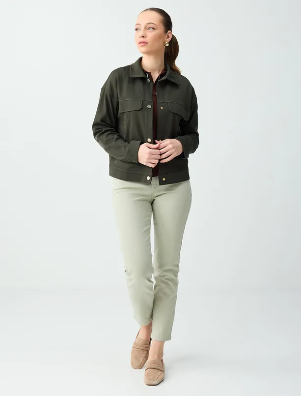 Women Haki Straight Cut Long Sleeve Knitted Jacket with Snap Detail