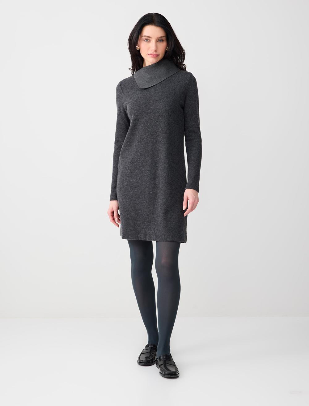 Yumuşak Dokulu Asimetrik Yaka Örme Mini Elbise