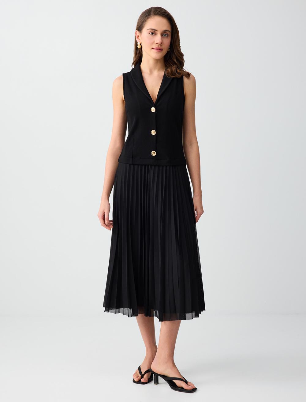 Düğme Detaylı V Yaka Kolsuz Örme Midi Elbise