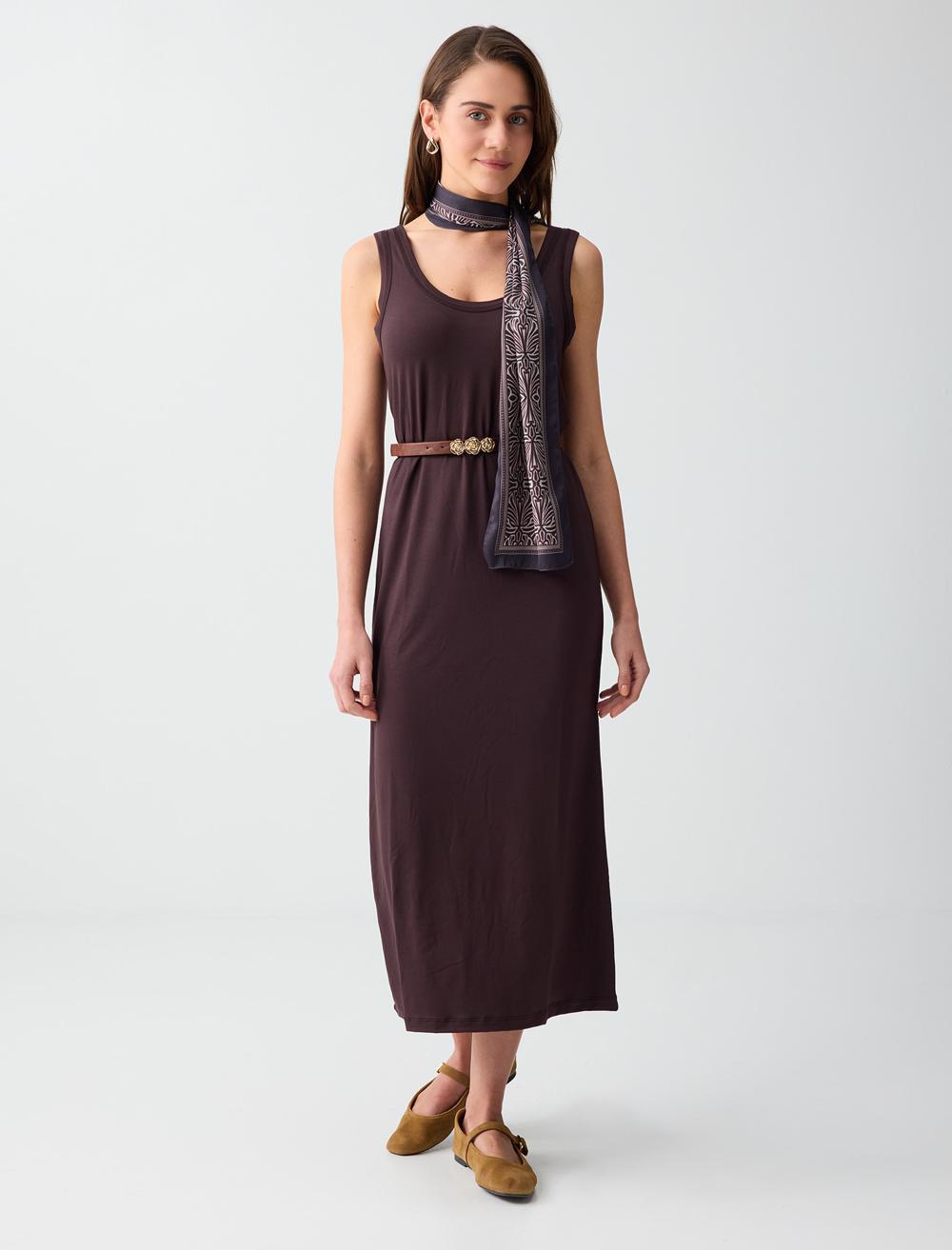 Düz Kesim Askılı U Yaka Örme Midi Elbise