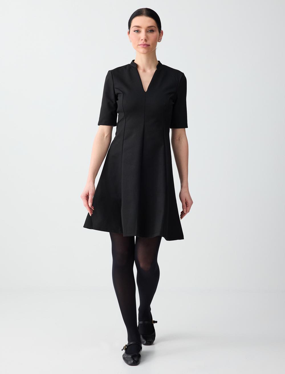 Hakim Yaka Dirsek Kol Dar Kesim Örme Mini Elbise