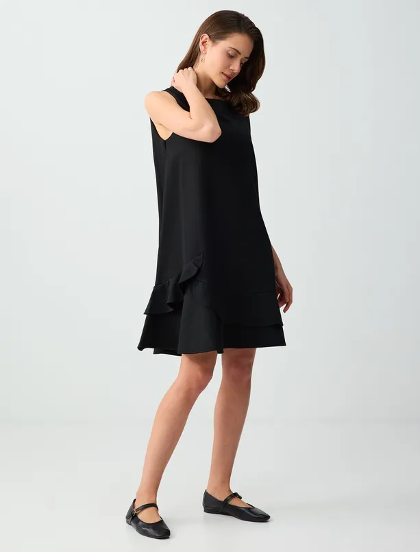 Bayan Siyah Rahat Kesim Kayık Yaka Kolsuz Mini Örme Elbise