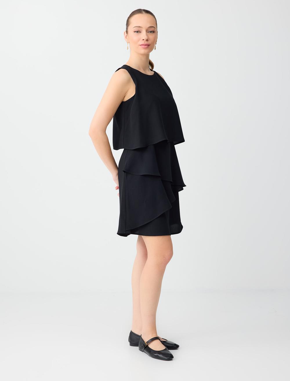 Bisiklet Yaka Kolsuz Dokuma Mini Elbise