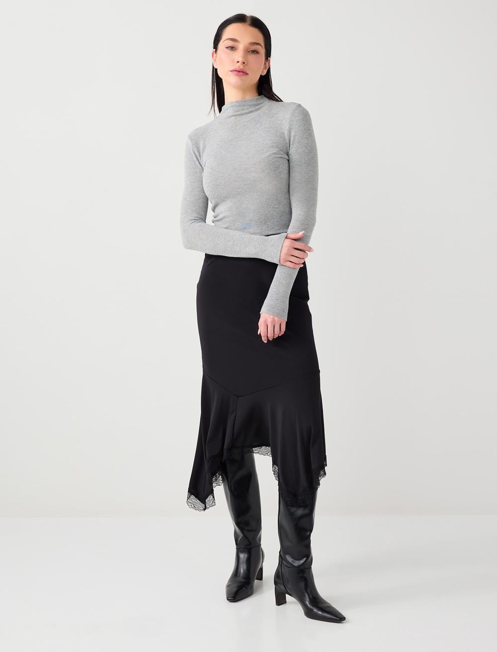 Normal Bel Düz Kesim Dantel Detaylı Örme Midi Etek