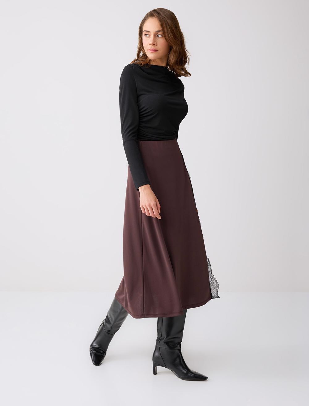 Rahat Kesim Normal Bel Yırtmaçlı Midi Örme Etek