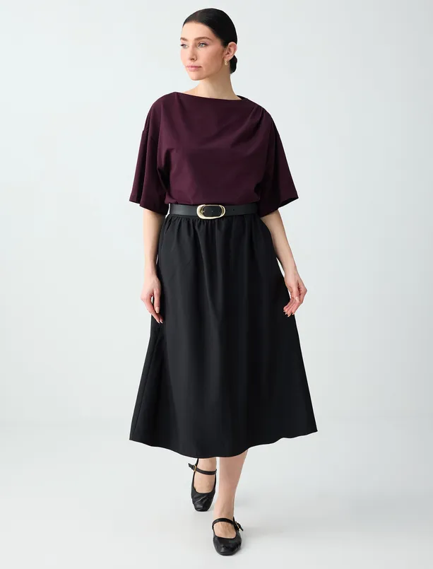 Bayan Siyah Rahat Kesim Normal Bel Cep Detaylı Dokuma Midi Etek