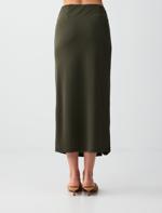 Normal Bel Yırtmaç Detaylı Modal Örme Midi Etek Kombini