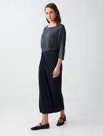 Siyah Normal Bel Yırtmaç Detaylı Modal Örme Midi Etek Kombini