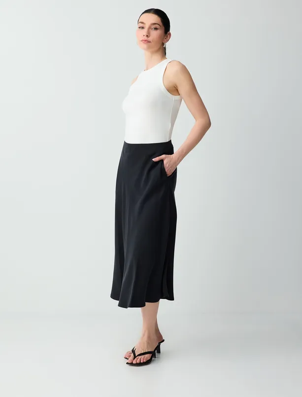 Bayan Antrasit Rahat Kesim Cep Detaylı Normal Bel Midi Etek