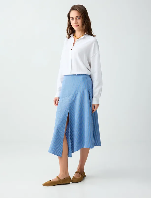 Bayan Lacivert Rahat Kesim Normal Bel Yırtmaç Detaylı Dokuma Etek