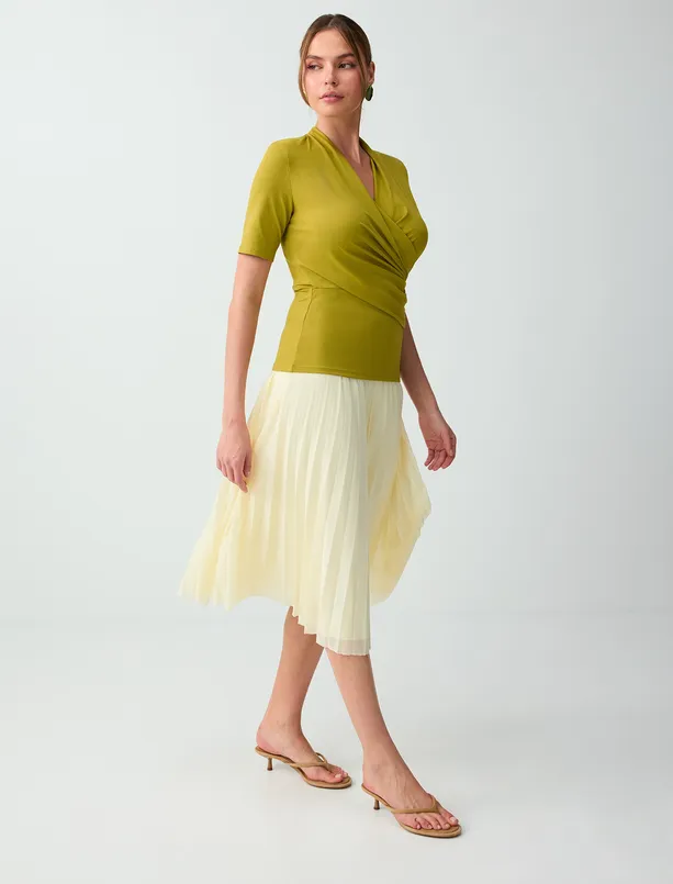 Women Yellow High Waist Relaxed Fit Pleated Mesh Midi Skirt