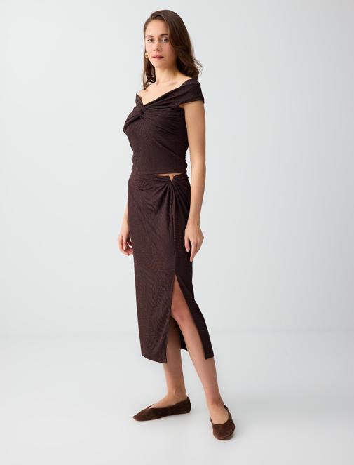 Yırtmaç Detaylı Normal Bel Midi Örme Etek Kombini