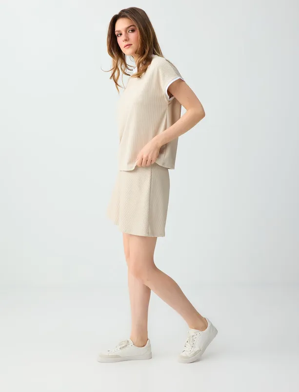 Bayan Bej Rahat Kesim Yüksek Bel Beli Lastikli Örme Mini Etek