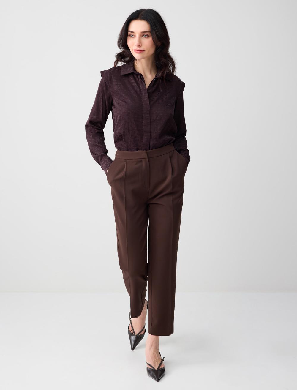 Düz Kesim Uzun Kollu Desenli Dokuma Gömlek