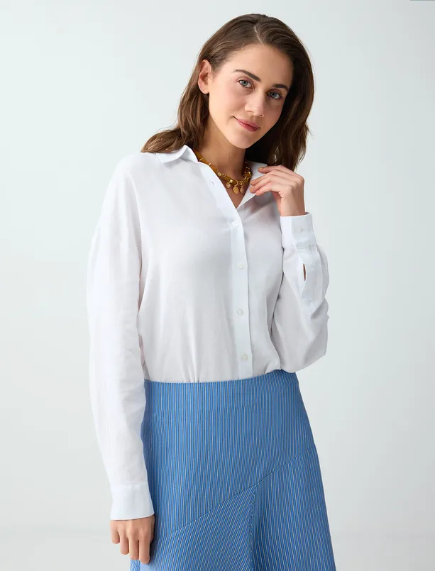Women  Straight Cut Long Sleeve Linen Blend Woven Shirt