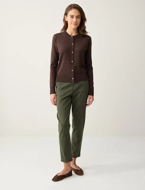 Bayan Kahverengi Yuvarlak Yaka Uzun Kollu Düğme Detaylı Triko Hırka