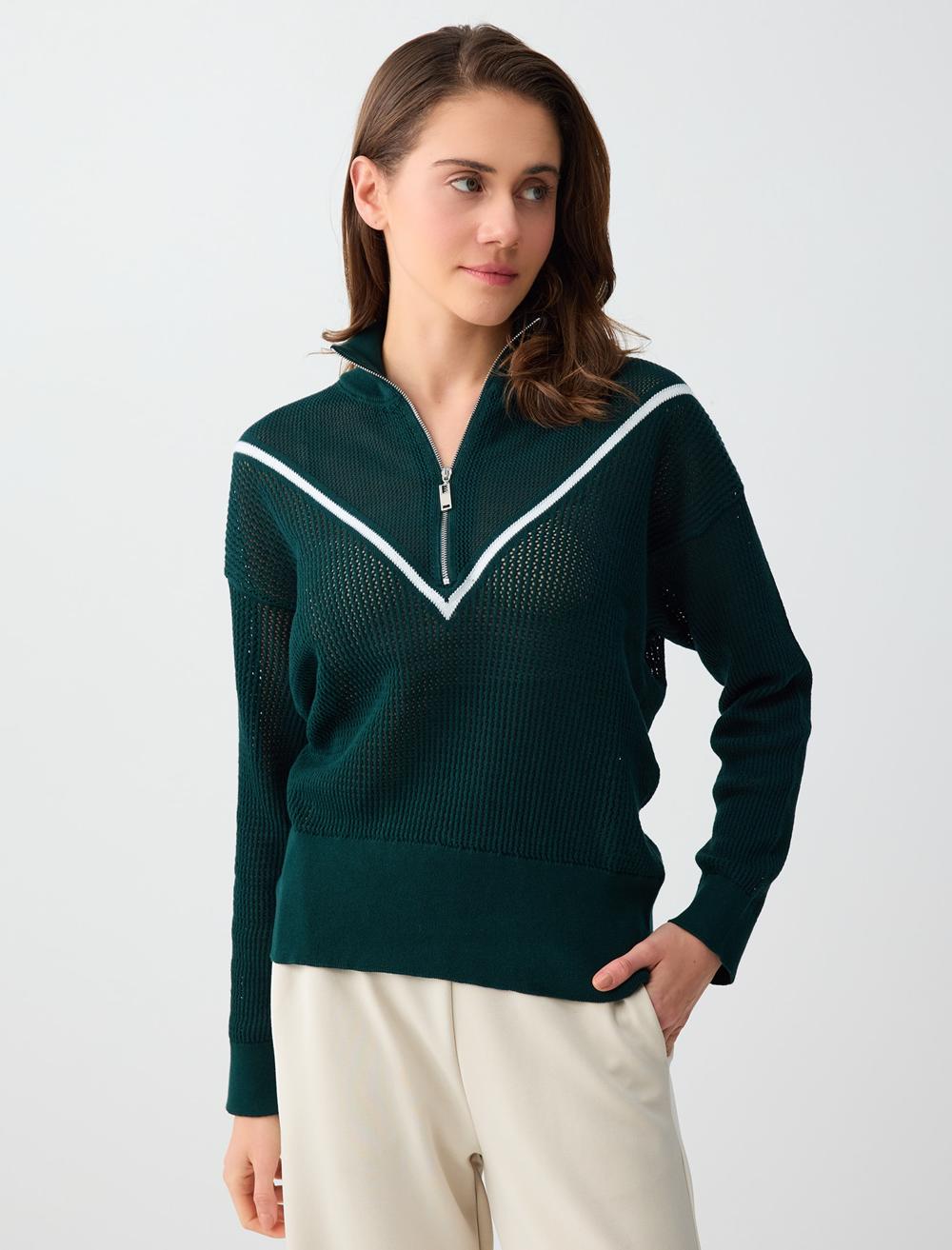 Rahat Kesim Dik Yaka Fermuarlı Triko Kazak