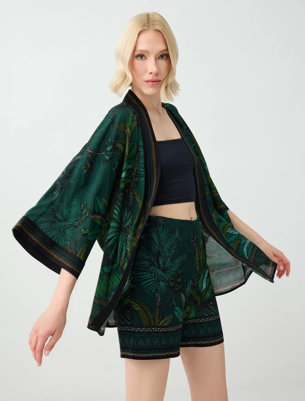 Koyu Yeşil Bol Kesim Desenli Dokuma Kimono