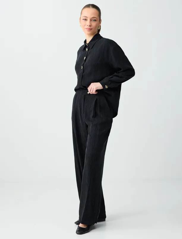 Bayan  Rahat Kesim Bol Paça Metal Düğmeli Dokuma Pantolon