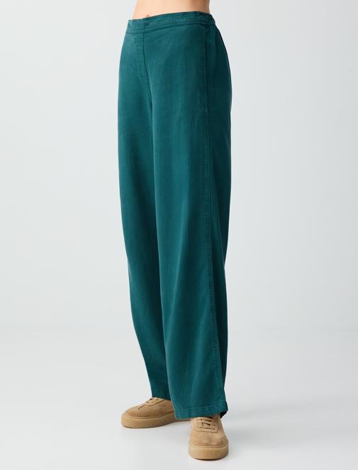 Normal Waist Normal Leg Long Pants Combination with Pocket Details
