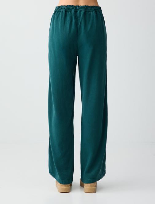 Normal Waist Normal Leg Long Pants Combination with Pocket Details