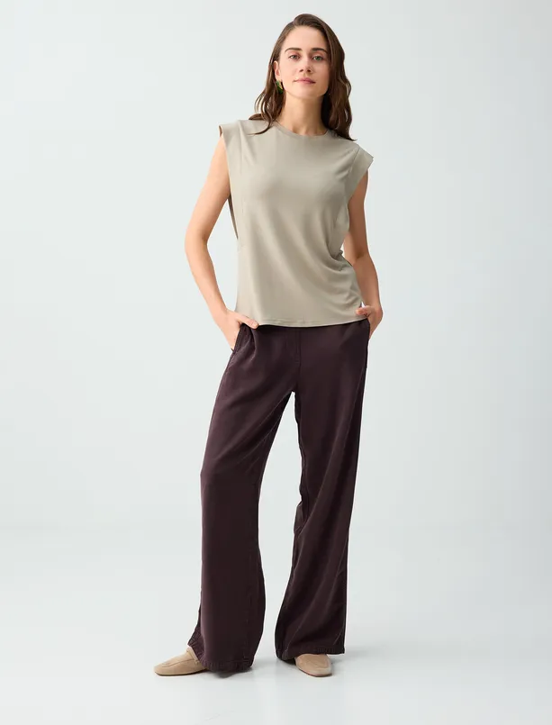 Bayan  Normal Bel Normal Paça Cep Detaylı Uzun Pantolon