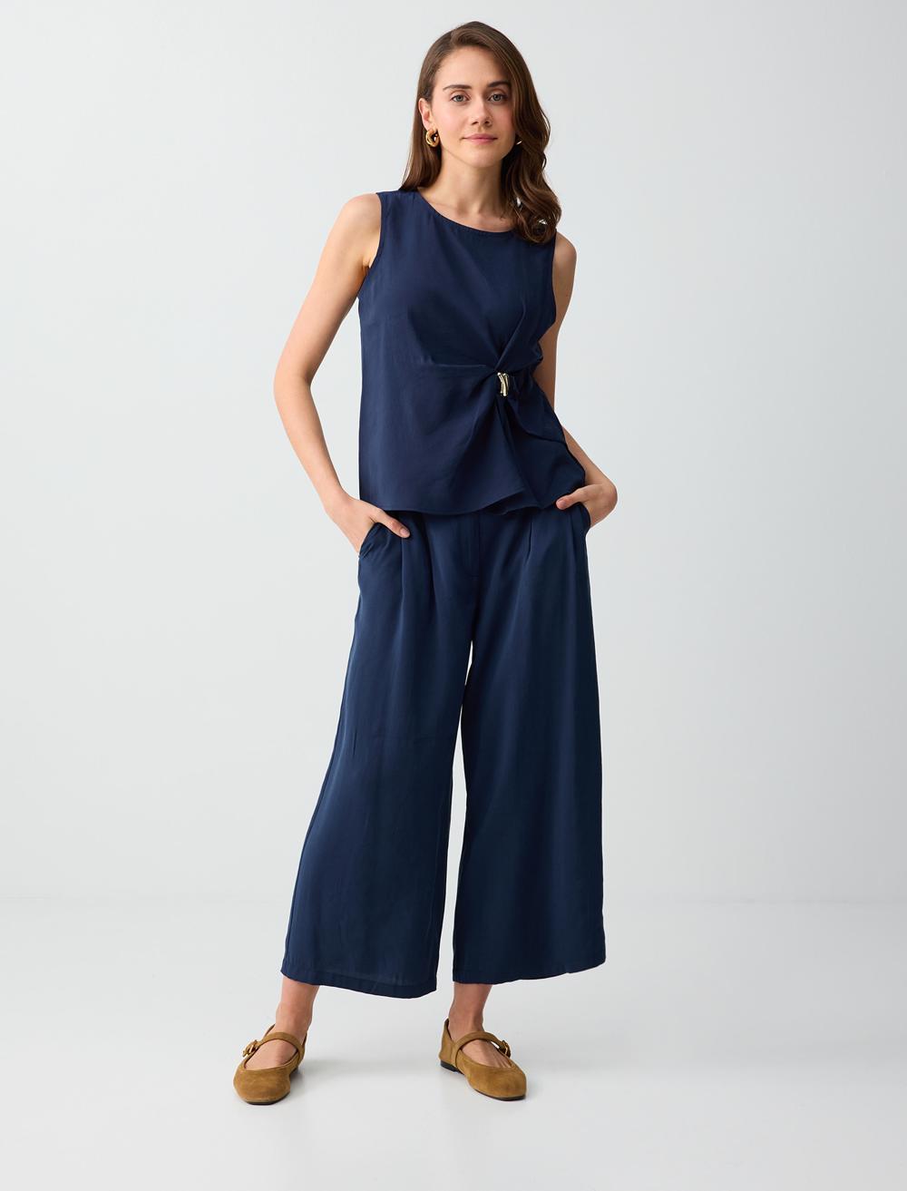 Yüksek Bel Bol Paça Kısa Basic Dokuma Pantolon