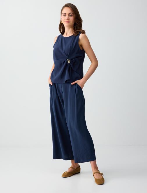 Yüksek Bel Bol Paça Kısa Basic Dokuma Pantolon Kombini