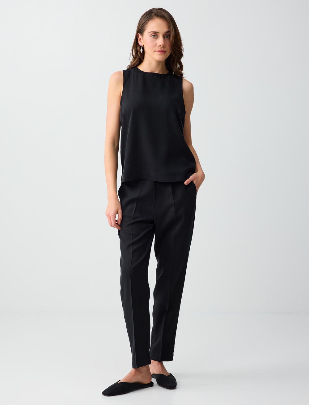 Cep Detaylı Normal Bel Normal Paça Dokuma Pantolon