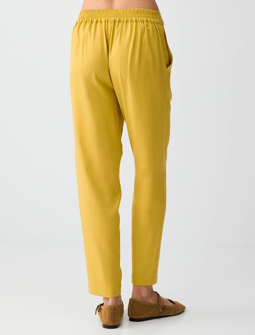 Hardal Cep Detaylı Normal Bel Normal Paça Dokuma Pantolon Kombini