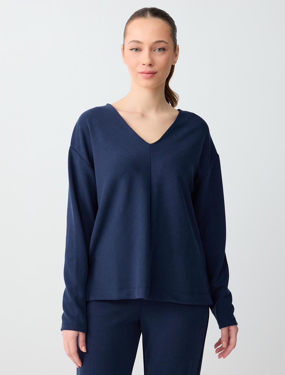 V Yaka Uzun Kollu Modal Örme Sweatshirt