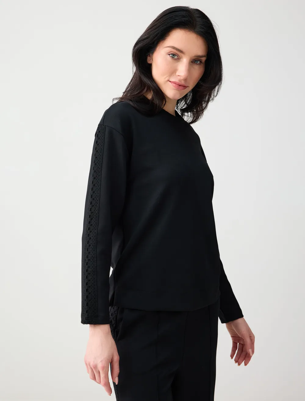 Siyah Rahat Kesim Bisiklet Yaka Örme Modal Sweatshirt