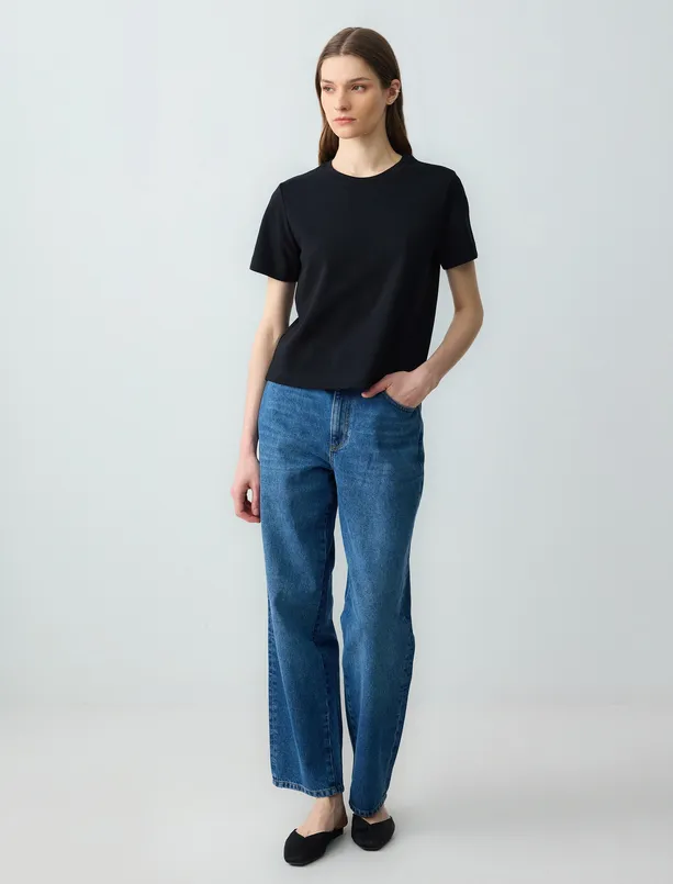 Bayan Siyah %100 Pamuk Kısa Kollu Basic Örme Tişört