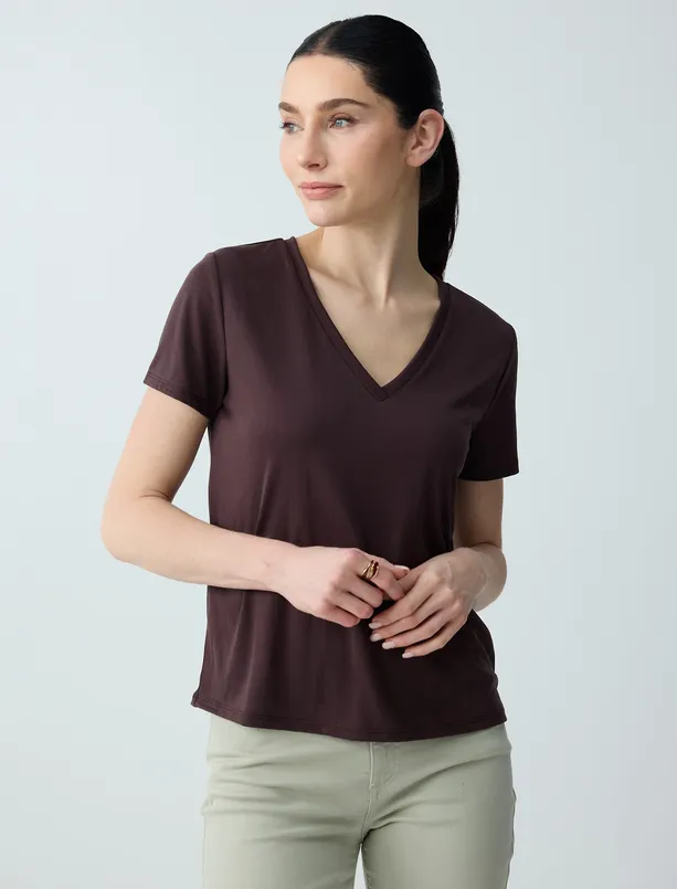 Bayan  V Yaka Kısa Kollu Modal Örme Tişört