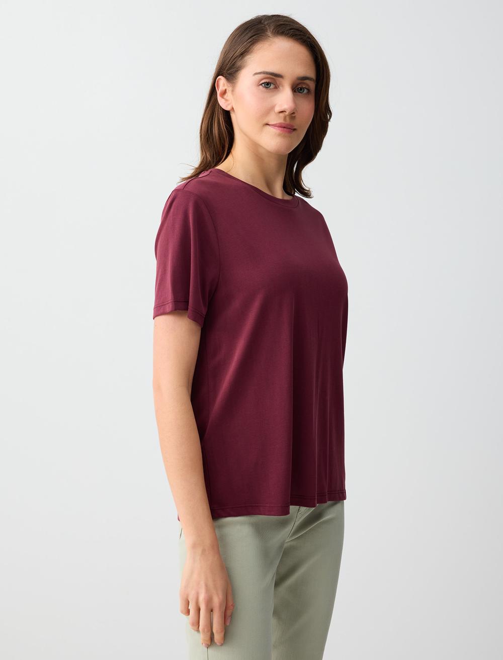 Kısa Kollu Bisiklet Yaka Modal Örme Tişört