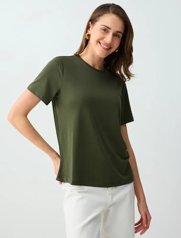 Bayan  Kısa Kollu Bisiklet Yaka Modal Örme Tişört