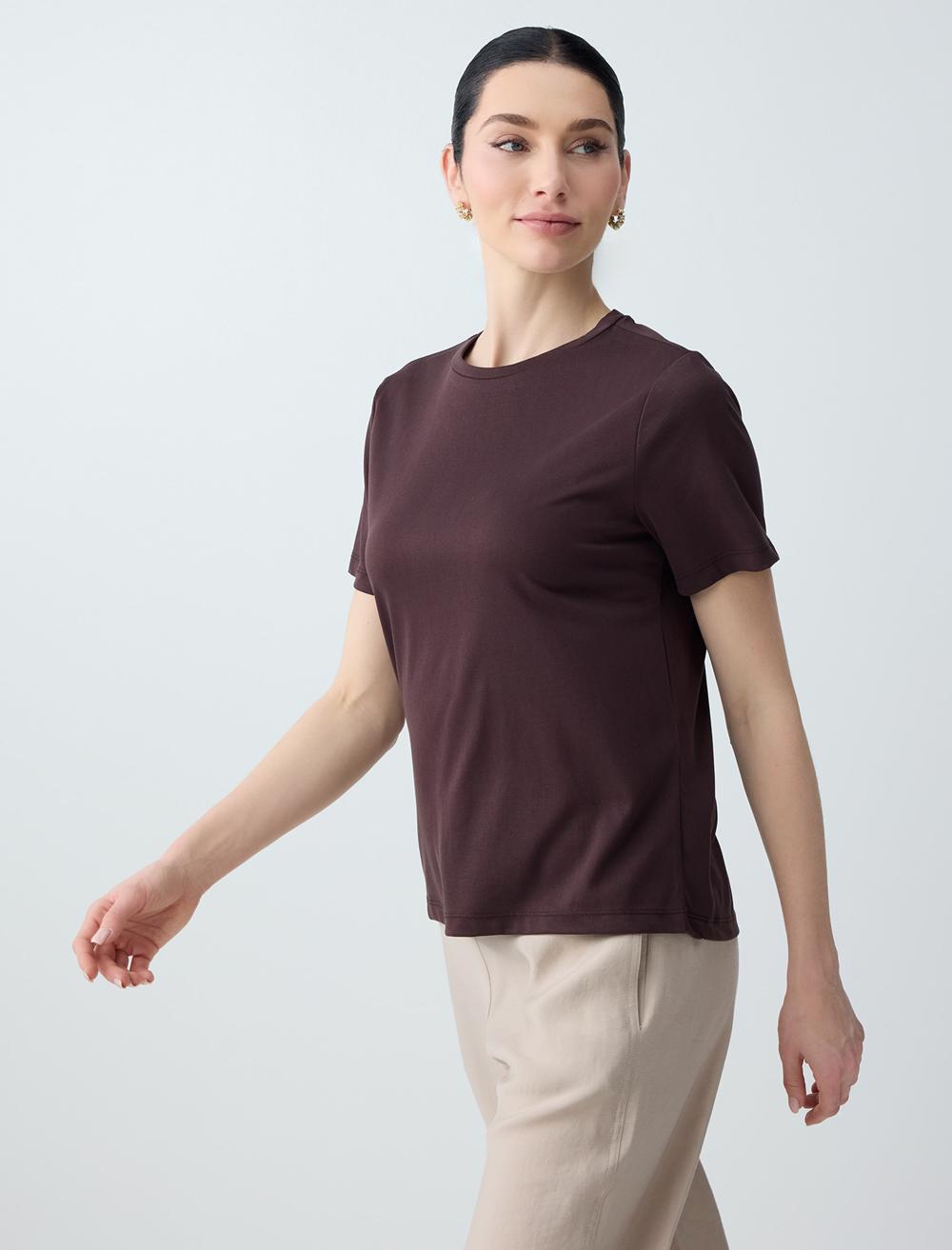 Kısa Kollu Bisiklet Yaka Modal Örme Tişört