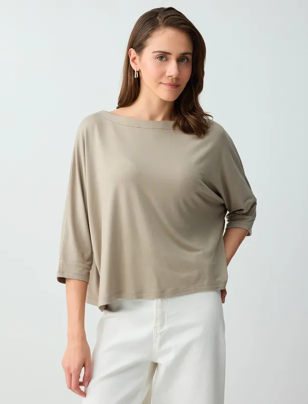 Women  Boat Neck Truvakar Sleeve Relaxed Fit Knitted T-Shirt