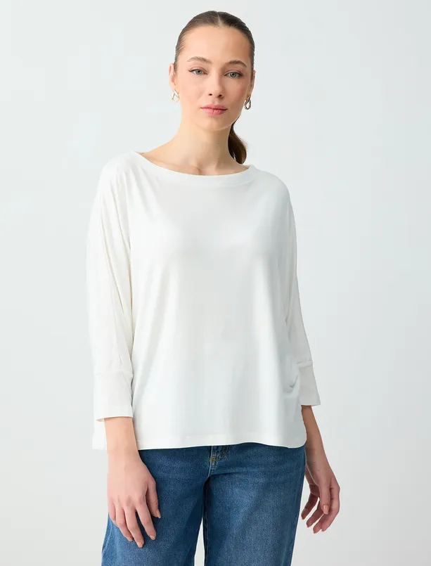 Bayan  Kayık Yaka Truvakar Kol Rahat Kesim Örme Tişört