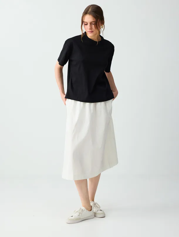 Women Black 100% Cotton Relaxed Fit Crew-Neck Knitted T-Shirt