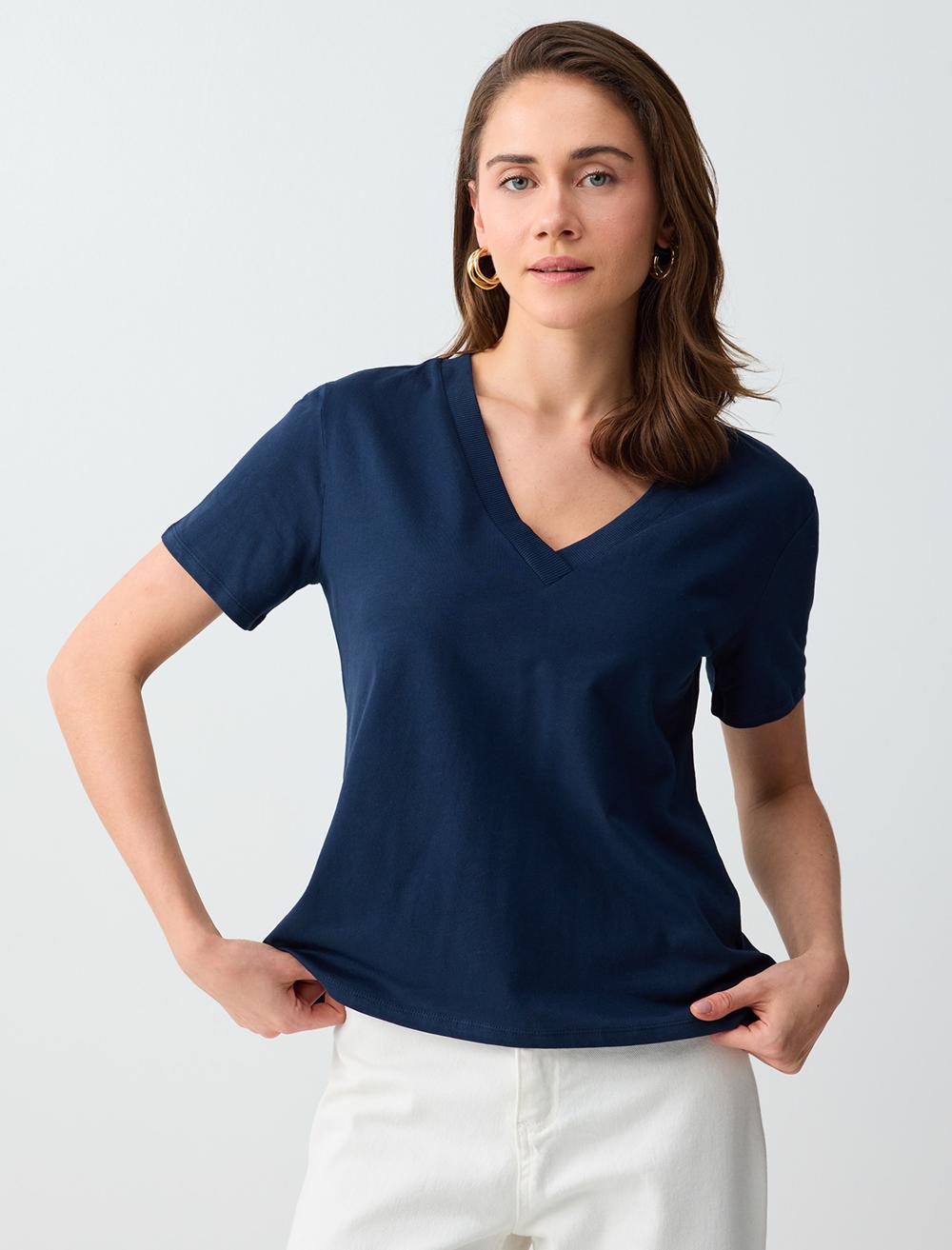 %100 Pamuk V Yaka Kısa Kollu Basic Örme Tişört