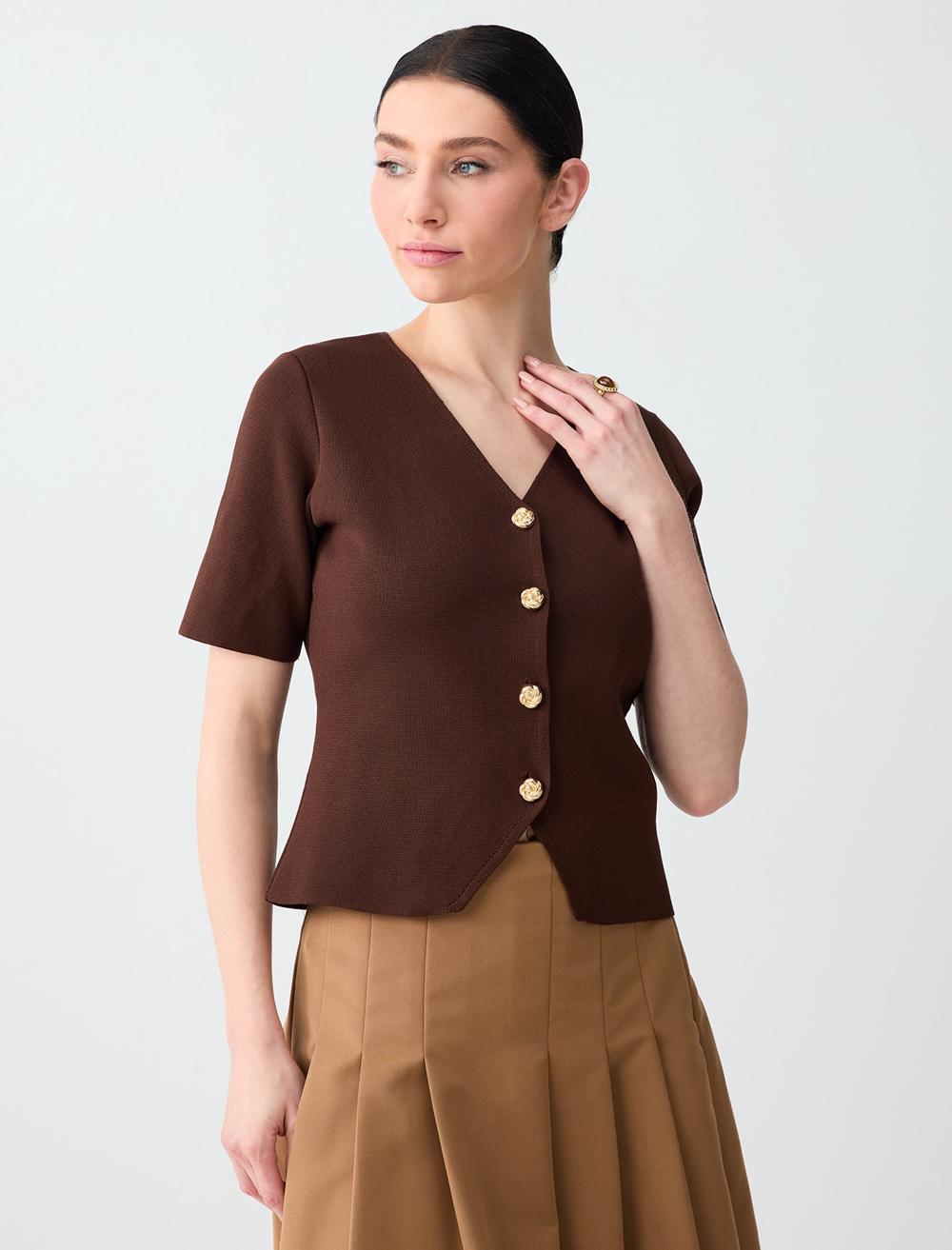 Parlak Düğme Detaylı Kısa Kollu Triko Yelek