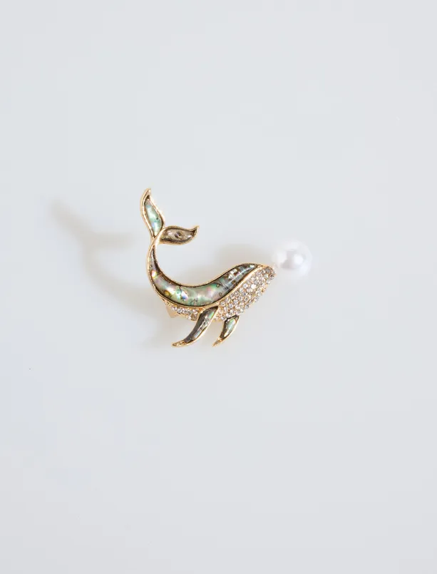 Bayan Yeşil Yunus Figürlü İncili Broş