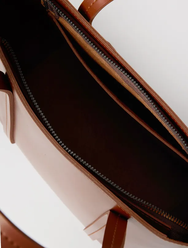 Bayan Kahverengi Deri Görünümlü Çanta