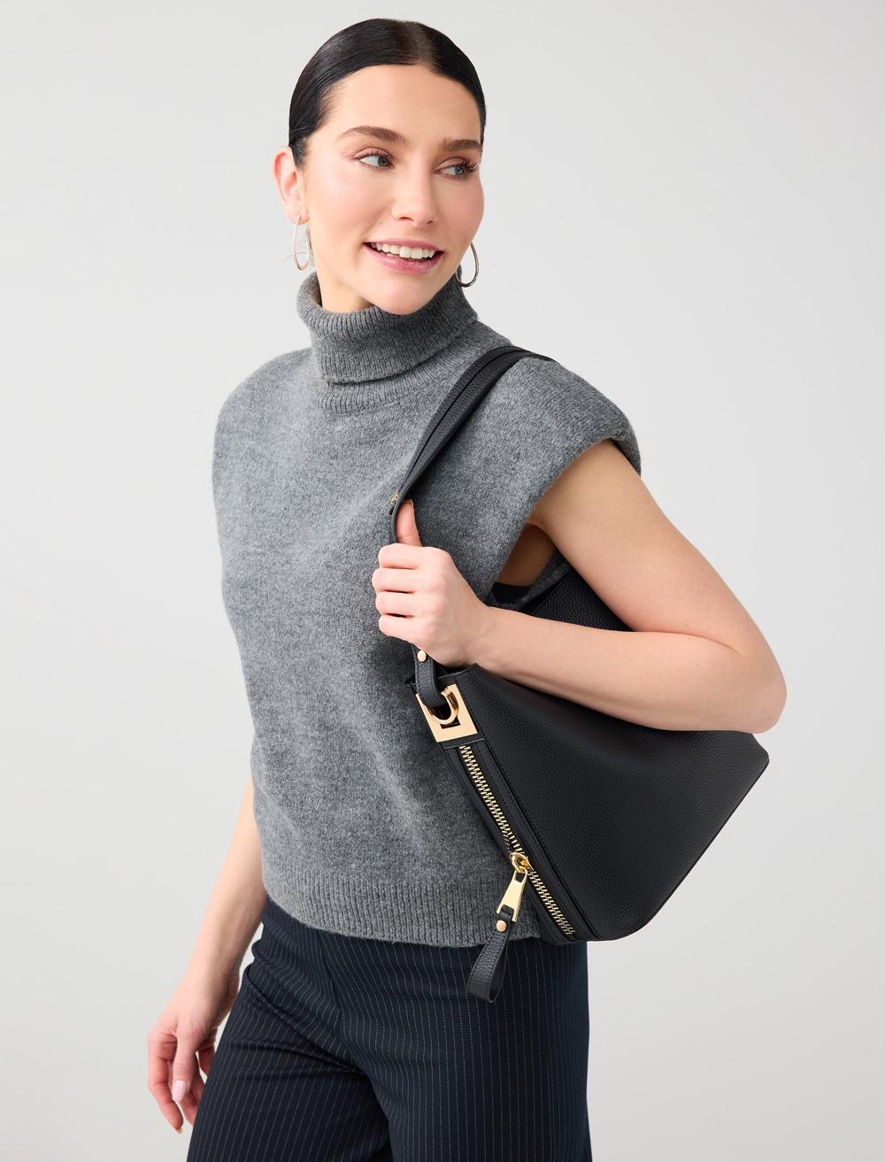 Fermuar Detaylı Deri Görünümlü Çanta