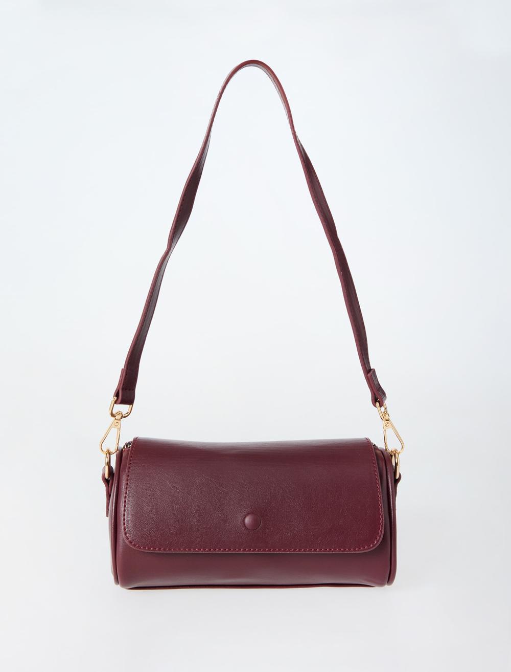 Deri Görünümlü Silindir Formlu Omuz Çantası