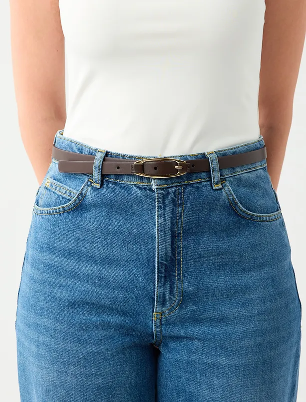 Bayan  Oval Tokalı Deri Görünümlü İnce Kemer